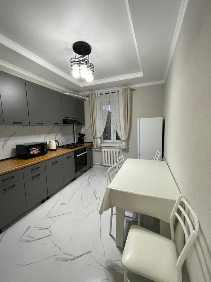 Apartment In Street Toktogula 77 Bishkek Exterior photo